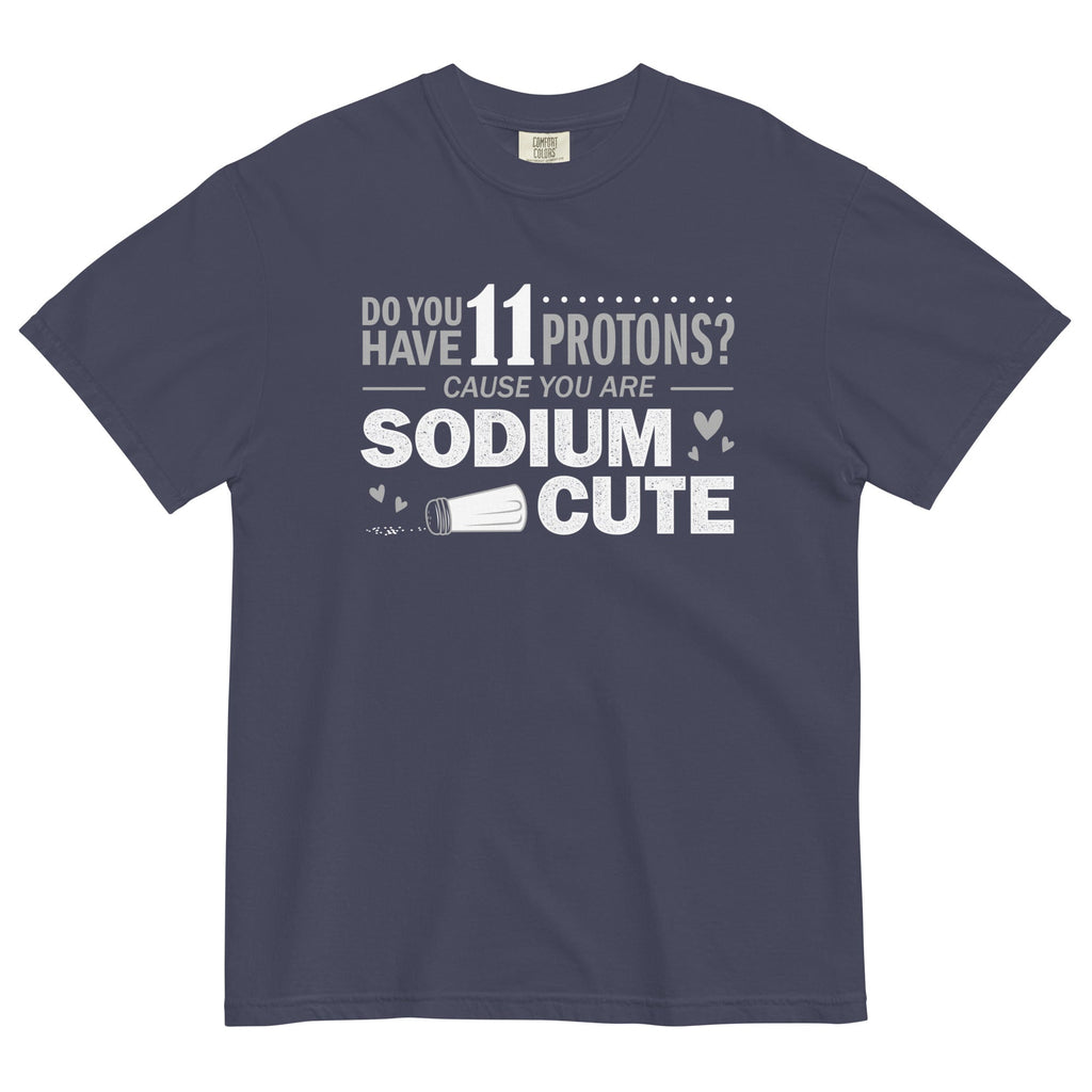 Do You Have 11 Protons? Men's Relaxed Fit Tee product image 1